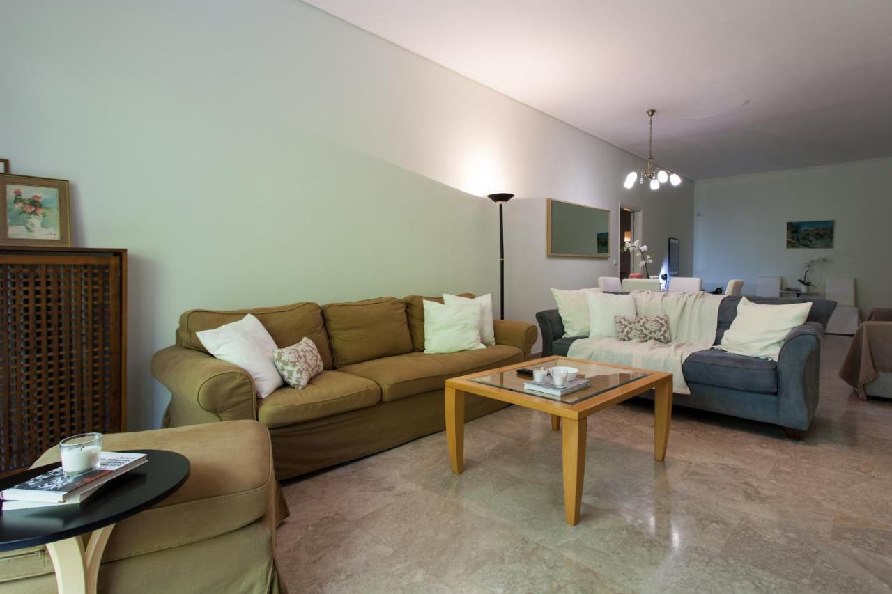 Lovely Apartment In Psychiko - Renovation May 2025 Atenas Exterior foto