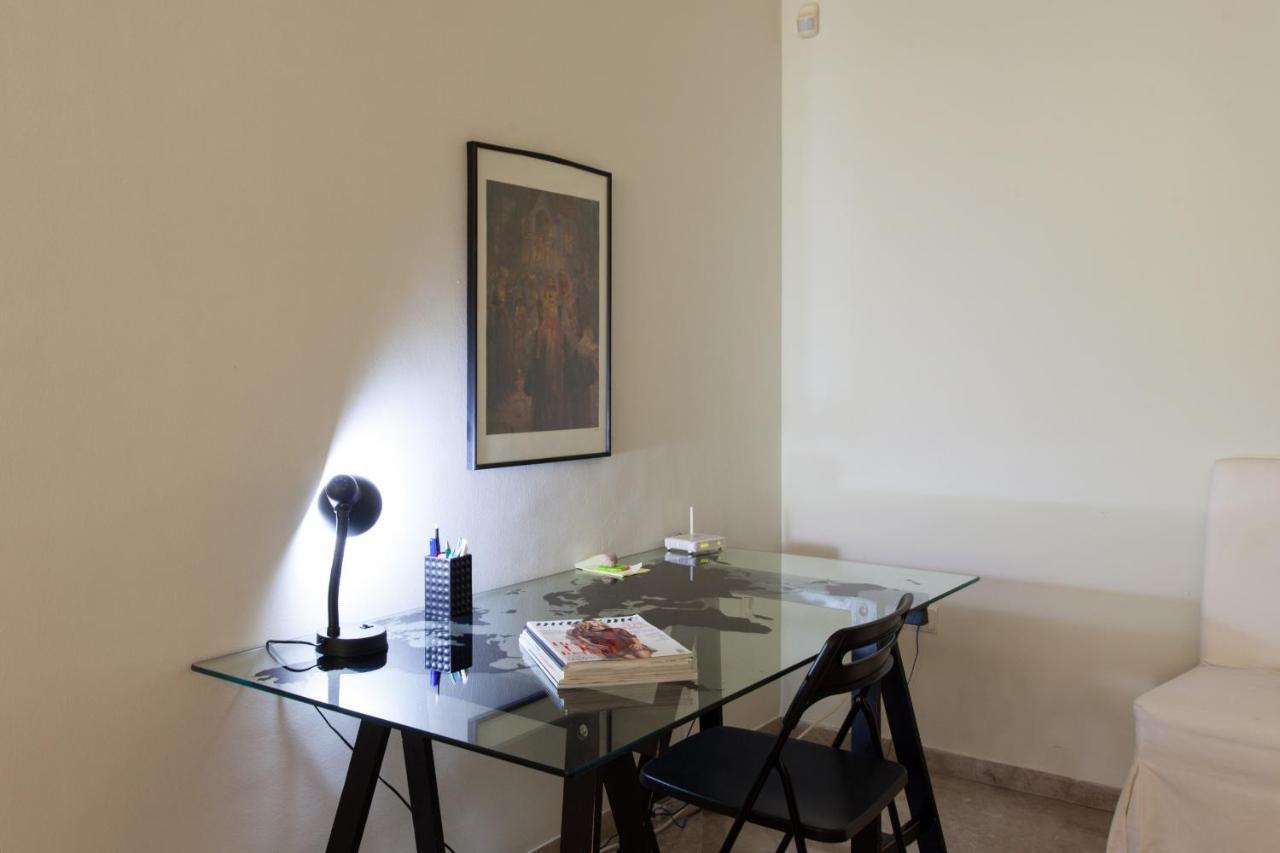 Lovely Apartment In Psychiko - Renovation May 2025 Atenas Exterior foto